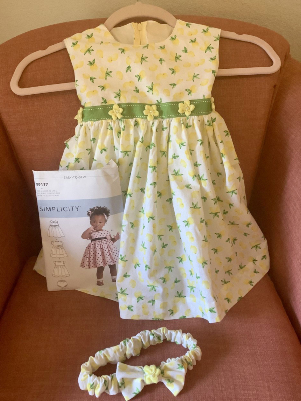 Sewing Simplicity 9117 – Baby Girl Dress and Headband
