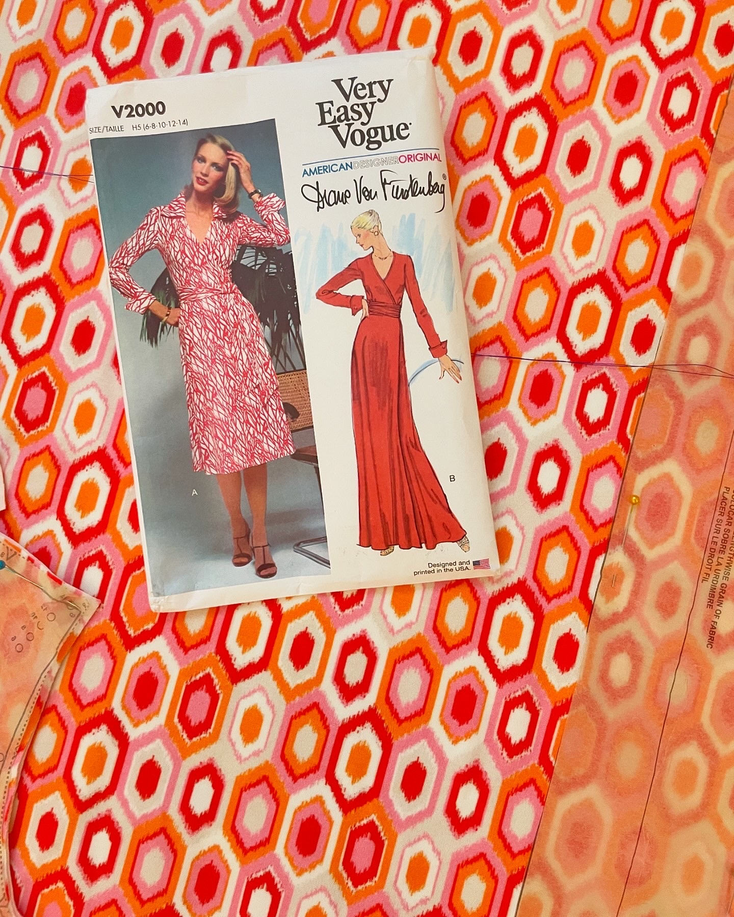 Sewing my 2nd Version of DVF Wrap Dress V2000: Orange Geometric